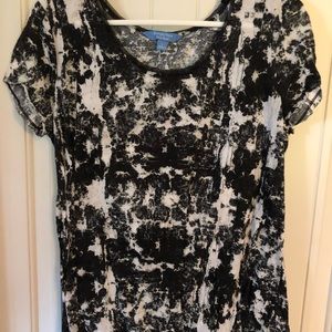 Black and White Pattern Tee